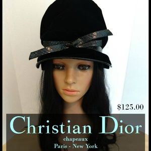Christian Dior Cloche-Bonnet Black Velvet